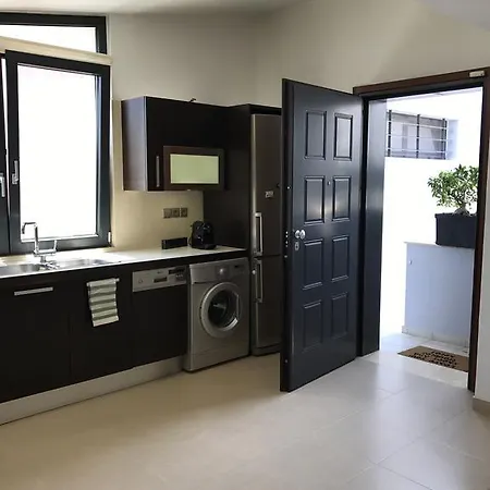 Chris Apartment Rhodes City